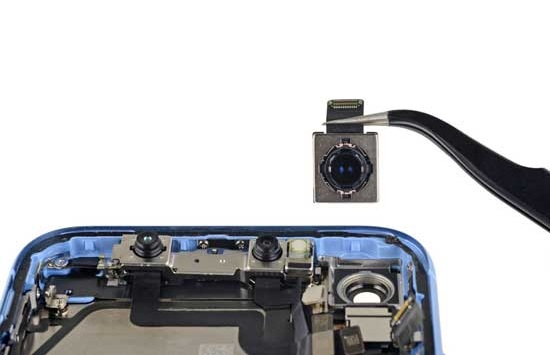 Замена камеры iPhone XR